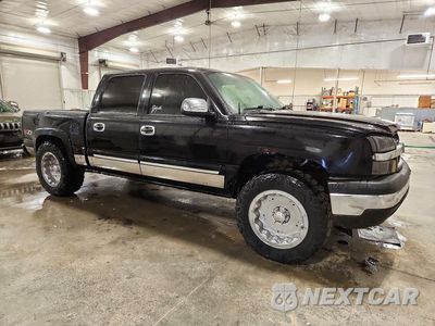 Czwarte zdjęcie samochodu z boku: 2004 CHEVROLET SILVERADO K1500 VIN:2GCEK13T841410521 - miniatura