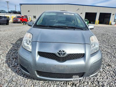 Piąte zdjęcie samochodu w środku: 2011 TOYOTA YARIS BASE VIN:JTDJT4K33B5341179 - miniatura