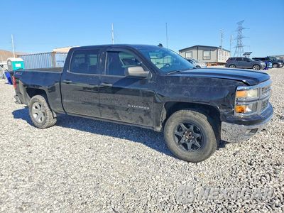Czwarte zdjęcie samochodu z boku: 2014 CHEVROLET SILVERADO K1500 LT VIN:3GCUKREC7EG162276 - miniatura