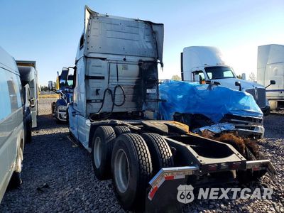 Zdjęcie 6 z 13 samochodu: 2015 VOLVO VNL SEMI TRUCK VIN:4V4NC9EG1FN175591 - miniatura