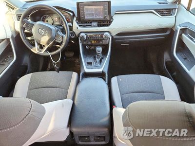 Zdjęcie 8 z 12 samochodu: 2019 TOYOTA RAV4 XLE VIN:2T3P1RFV4KW052006 - miniatura