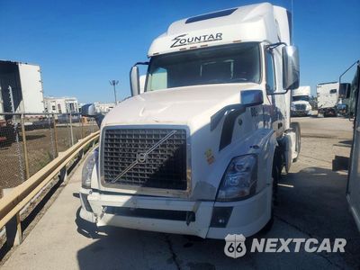 2014 VOLVO VNL SEMI TRUCK 4V4NC9EH5EN148773 - główne zdjęcie licytacji z USA - miniatura