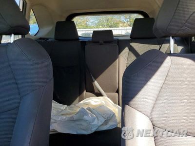 Zdjęcie 10 z 13 samochodu: 2021 TOYOTA RAV4 LE VIN:2T3F1RFV1MW216486 - miniatura