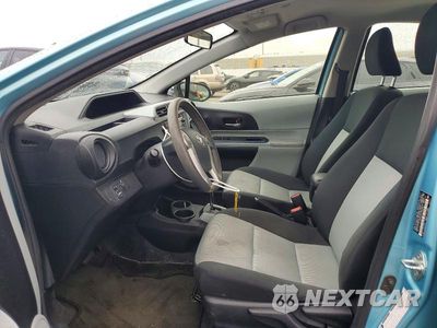 Zdjęcie 7 z 12 samochodu: 2012 TOYOTA PRIUS C TWO VIN:JTDKDTB37C1023408 - miniatura