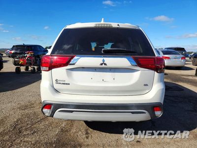 Zdjęcie 6 z 13 samochodu: 2020 MITSUBISHI OUTLANDER SE VIN:JA4AZ3A37LZ029610 - miniatura