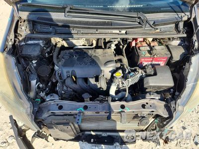 Zdjęcie 11 z 13 samochodu: 2012 TOYOTA YARIS 5-DOOR SE VIN:JTDKTUD36CD533186 - miniatura