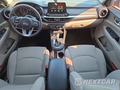 Zdjęcie 8 z 12 samochodu: 2021 KIA FORTE LXS VIN:3KPF24AD6ME357175 - miniatura