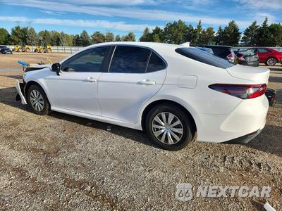Drugie zdjęcie samochodu z przodu: 2022 TOYOTA CAMRY LE VIN:4T1C31AK0NU588598 - miniatura