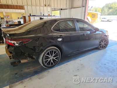 Trzecie zdjęcie samochodu z tyłu: 2021 TOYOTA CAMRY SE VIN:4T1G11AK9MU526736 - miniatura