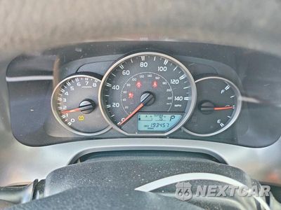 Zdjęcie 9 z 13 samochodu: 2016 TOYOTA RAV4 LE VIN:JTMBFREV6GD179163 - miniatura