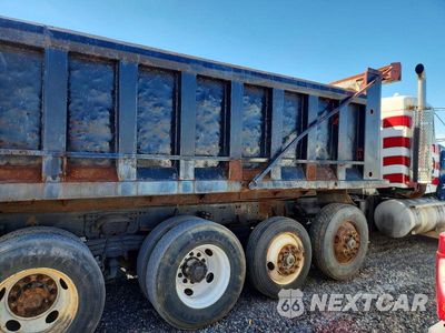 Zdjęcie 13 z 13 samochodu: 2002 KENWORTH T800 DUMP TRUCK VIN:1NKDL00X92J890516 - miniatura
