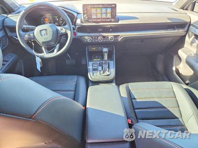 Zdjęcie 8 z 13 samochodu: 2025 HONDA CR-V SPORT-L VIN:7FARS6H84SE085772 - miniatura