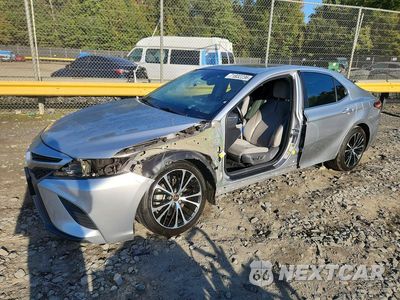 2018 TOYOTA CAMRY SE 4T1B11HK7JU556409 - główne zdjęcie licytacji z USA - miniatura