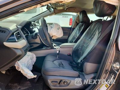 Zdjęcie 7 z 12 samochodu: 2019 TOYOTA CAMRY LE VIN:4T1B11HK5KU728681 - miniatura