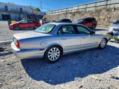 Trzecie zdjęcie samochodu z tyłu: 2004 JAGUAR XJ8 VIN:SAJWA71C44SG21698 - miniatura