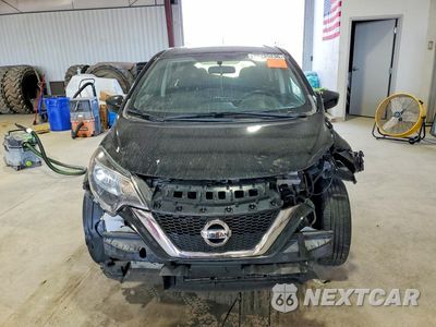 Piąte zdjęcie samochodu w środku: 2018 NISSAN VERSA NOTE SV VIN:3N1CE2CP2JL356895 - miniatura