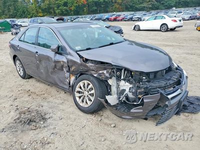 Czwarte zdjęcie samochodu z boku: 2017 TOYOTA CAMRY LE VIN:4T1BF1FK5HU302471 - miniatura