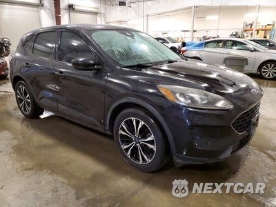 Czwarte zdjęcie samochodu z boku: 2021 FORD ESCAPE SE VIN:1FMCU0G66MUA97565 - miniatura