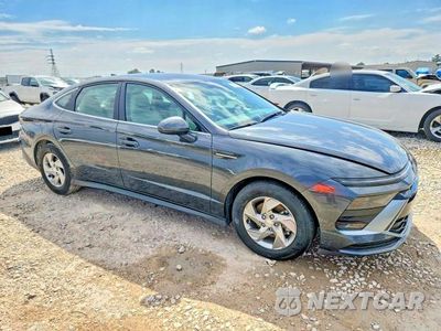 Czwarte zdjęcie samochodu z boku: 2025 HYUNDAI SONATA SE VIN:KMHL24JA7SA510702 - miniatura