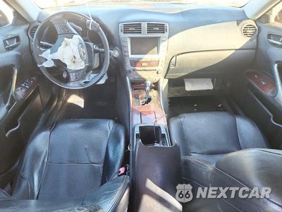 Zdjęcie 8 z 14 samochodu: 2008 LEXUS IS 250 BASE VIN:JTHBK262685085866 - miniatura