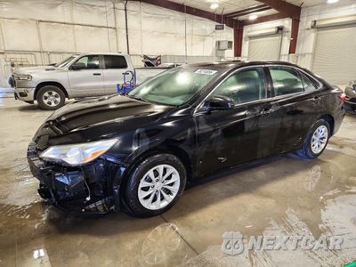 2015 TOYOTA CAMRY LE 4T4BF1FK9FR479558 - główne zdjęcie licytacji z USA - miniatura