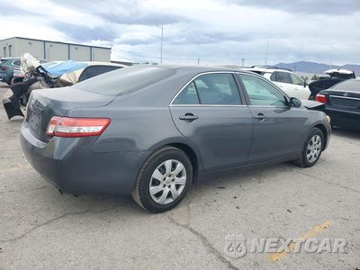Trzecie zdjęcie samochodu z tyłu: 2010 TOYOTA CAMRY LE VIN:4T1BF3EK4AU103561 - miniatura