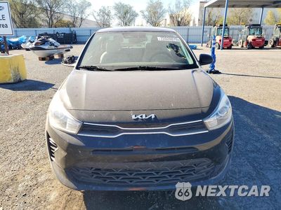 Piąte zdjęcie samochodu w środku: 2022 KIA RIO S VIN:3KPA24ADXNE504805 - miniatura