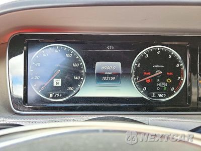 Zdjęcie 9 z 12 samochodu: 2016 MERCEDES-BENZ S 550 VIN:WDDUG8CB4GA211415 - miniatura