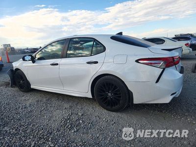 Drugie zdjęcie samochodu z przodu: 2020 TOYOTA CAMRY SE NIGHTSHADE VIN:4T1G11AK3LU329088 - miniatura