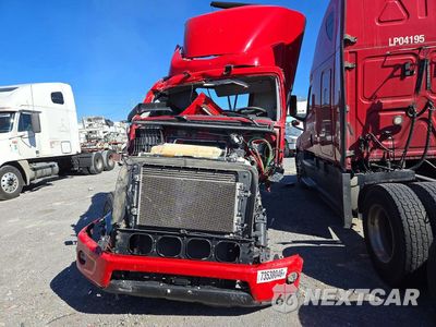 Piąte zdjęcie samochodu w środku: 2022 VOLVO VNR SEMI TRUCK VIN:4V4WC9EG8NN301917 - miniatura