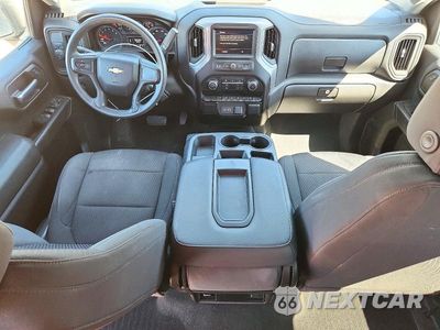 Zdjęcie 8 z 12 samochodu: 2021 CHEVROLET SILVERADO C1500 CUSTOM VIN:3GCPWBEK9MG224050 - miniatura