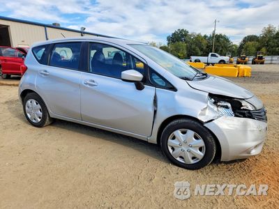 Czwarte zdjęcie samochodu z boku: 2015 NISSAN VERSA NOTE SV VIN:3N1CE2CP3FL409532 - miniatura