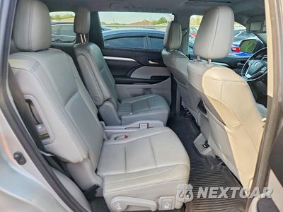 Zdjęcie 11 z 13 samochodu: 2018 TOYOTA HIGHLANDER XLE VIN:5TDJZRFH8JS559807 - miniatura