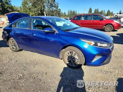 Czwarte zdjęcie samochodu z boku: 2023 KIA FORTE LXS VIN:3KPF24AD4PE571957 - miniatura