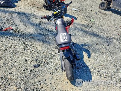 Czwarte zdjęcie samochodu z boku: 2014 HONDA GROM 125 VIN:MLHJC6116E5001277 - miniatura
