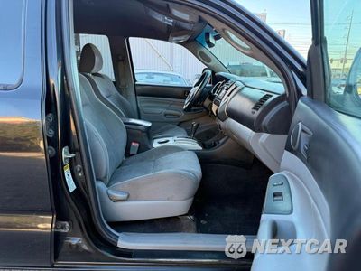 Piąte zdjęcie samochodu w środku: 2012 TOYOTA TACOMA DOUBLE CAB LONG BED VIN:3TMMU4FN8CM044135 - miniatura