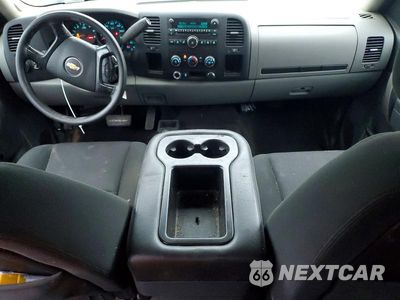 Zdjęcie 8 z 12 samochodu: 2012 CHEVROLET SILVERADO K1500 LS VIN:1GCRKREA0CZ258803 - miniatura