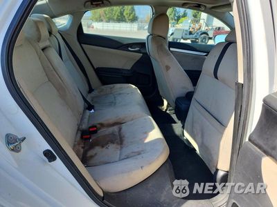 Zdjęcie 10 z 13 samochodu: 2018 HONDA CIVIC EX VIN:19XFC2F75JE205002 - miniatura