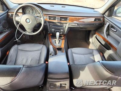 Zdjęcie 8 z 12 samochodu: 2011 BMW 328 XI VIN:WBAPK7C51BA971897 - miniatura