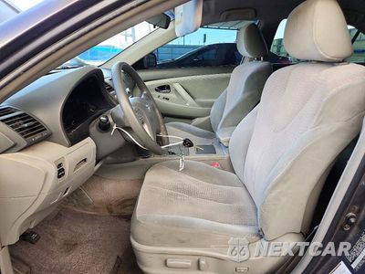 Zdjęcie 7 z 12 samochodu: 2011 TOYOTA CAMRY LE VIN:JTNBF3EK3B3012546 - miniatura