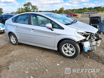Czwarte zdjęcie samochodu z boku: 2011 TOYOTA PRIUS THREE VIN:JTDKN3DU8B1401009 - miniatura