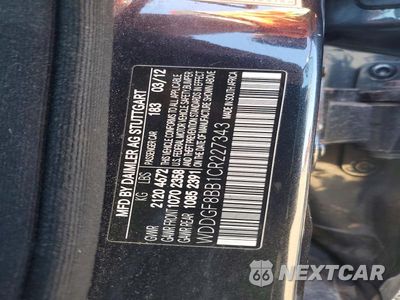 Zdjęcie 13 z 13 samochodu: 2012 MERCEDES-BENZ C 300 4MATIC VIN:WDDGF8BB1CR227343 - miniatura