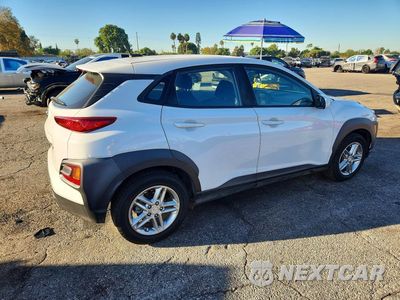 Trzecie zdjęcie samochodu z tyłu: 2019 HYUNDAI KONA SE VIN:KM8K12AA4KU330515 - miniatura