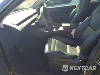 Zdjęcie 7 z 12 samochodu: 2026 TESLA MODEL Y VIN:7SAYGDEE6TF379685 - miniatura