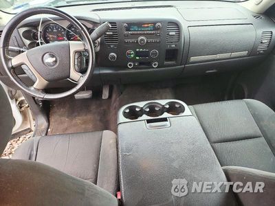 Zdjęcie 8 z 12 samochodu: 2009 CHEVROLET SILVERADO K1500 LT VIN:1GCEK29J89Z232376 - miniatura