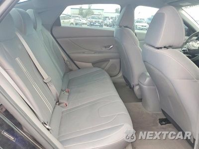 Zdjęcie 10 z 12 samochodu: 2023 HYUNDAI ELANTRA SEL VIN:5NPLM4AG9PH110708 - miniatura