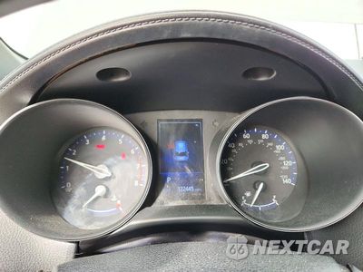 Zdjęcie 9 z 13 samochodu: 2018 TOYOTA C-HR XLE VIN:NMTKHMBX2JR058644 - miniatura