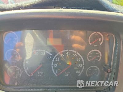 Zdjęcie 9 z 13 samochodu: 2007 FREIGHTLINER M2 106 MEDIUM DUTY VIN:1FVACXDCX7HY36990 - miniatura