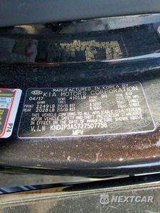Zdjęcie 12 z 12 samochodu: 2018 KIA SOUL + VIN:KNDJP3A57J7507756 - miniatura