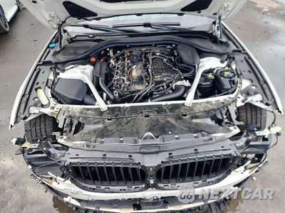 Zdjęcie 11 z 13 samochodu: 2019 BMW 540 XI VIN:WBAJE7C53KWW40173 - miniatura